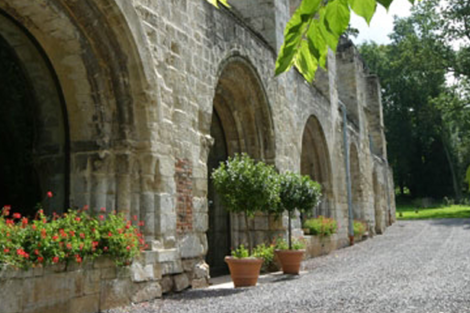 Yanka – lieu de réception – abbaye-de-vaucelles Yanka - lieu de réception - abbaye-de-vaucelles
