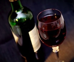 Vin rouge bordeaux traiteur Lille